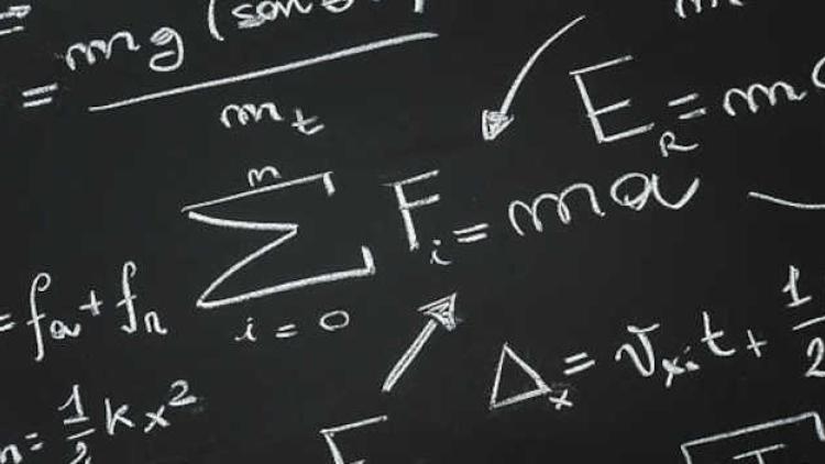 Tableau Noir Equation Mathematique